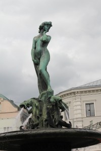 Market Square Statue