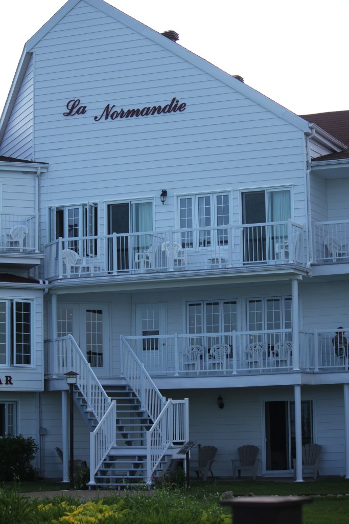 Le Normandie Hotel